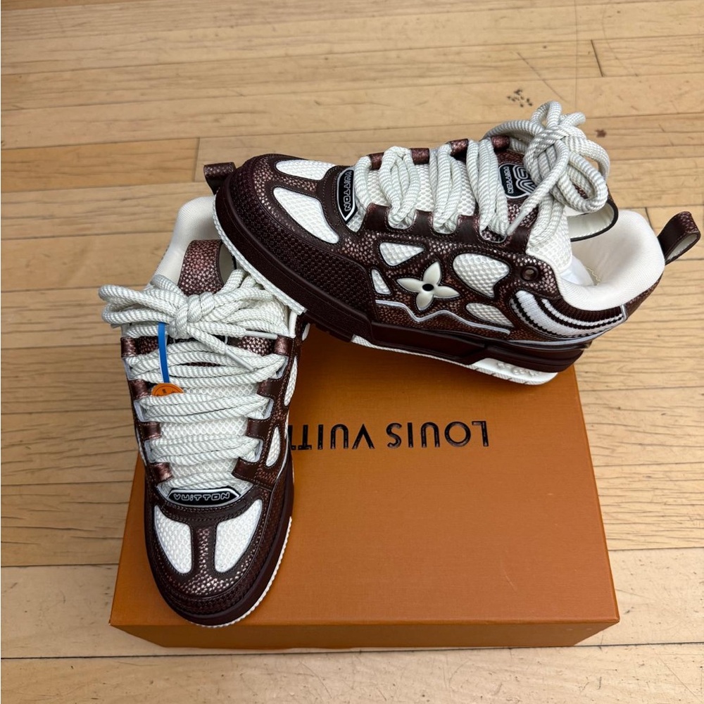 Louis Vuitton Men White & Brown Monogram Accent Sneakers